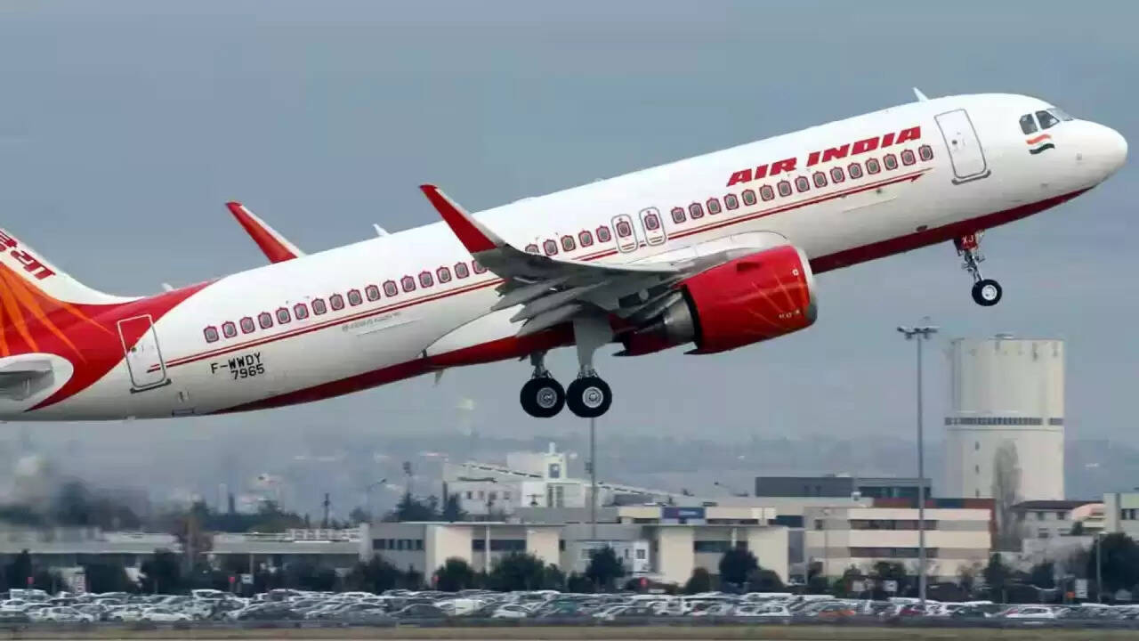 एयर इंडिया की सुरक्षा में चूक: एक्सपायर सर्टिफिकेट के साथ उड़ान भरने का मामला