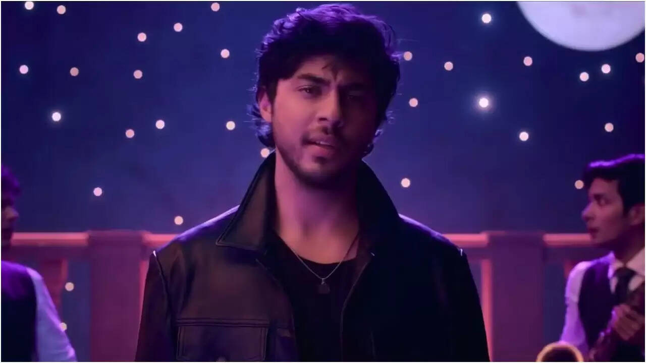 आर्यन खान की पहली वेब सीरीज 'Ba***ds Of Bollywood' का पहला लुक जारी