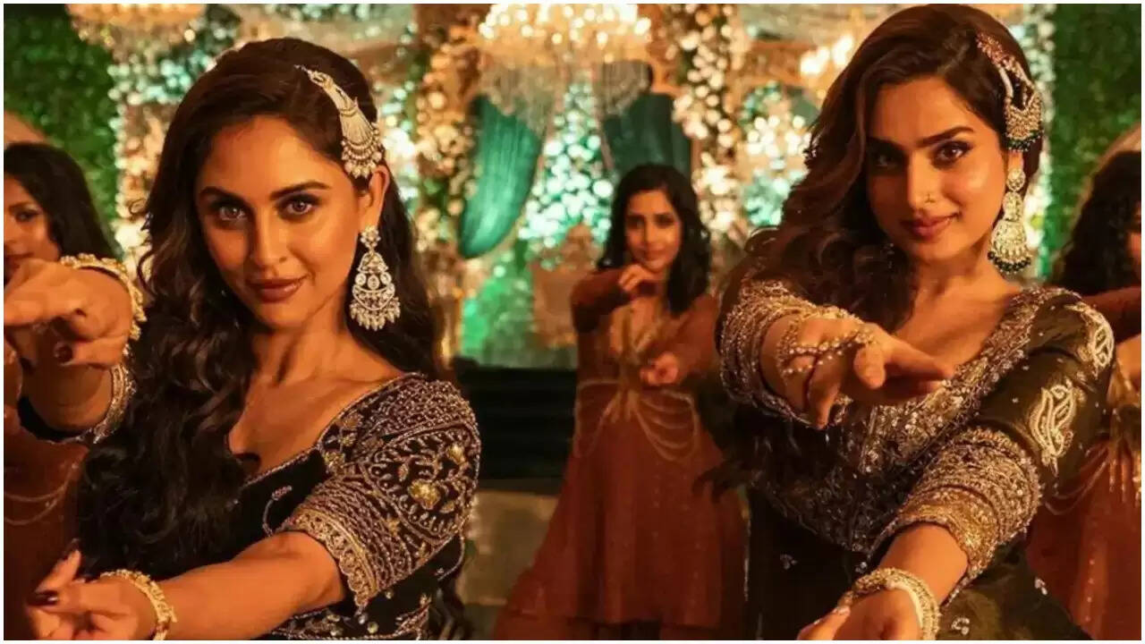 रणवीर सिंह की फिल्म 'धुरंधर' का गाना 'शरारत' सोशल मीडिया पर छाया