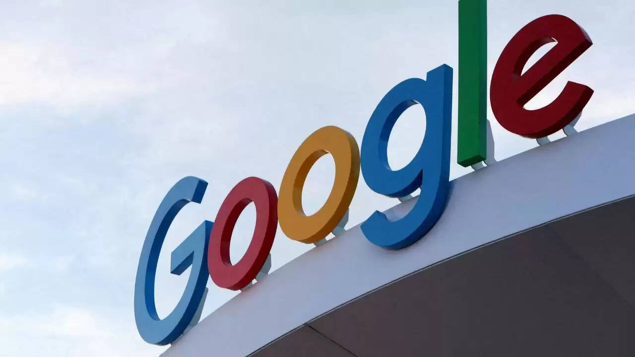 क्या Google ने YouTube क्रिएटर्स की अनुमति के बिना किया वीडियो का उपयोग? जानें पूरा मामला
