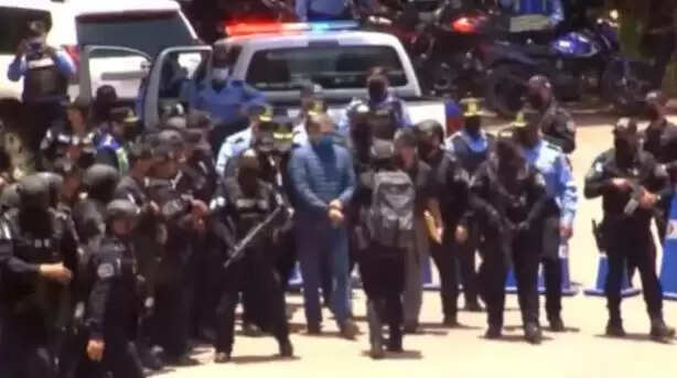 पूर्व होंडुरास राष्ट्रपति जुआन ऑरलैंडो हर्नांडेज की अमेरिकी जेल से रिहाई