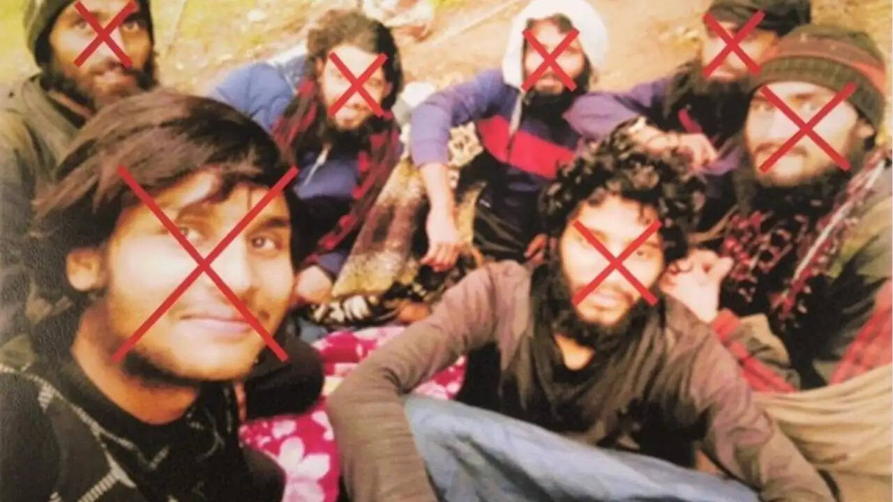 जम्मू-कश्मीर में आतंकियों के खिलाफ सफल ऑपरेशन: 326 दिन की मेहनत का फल