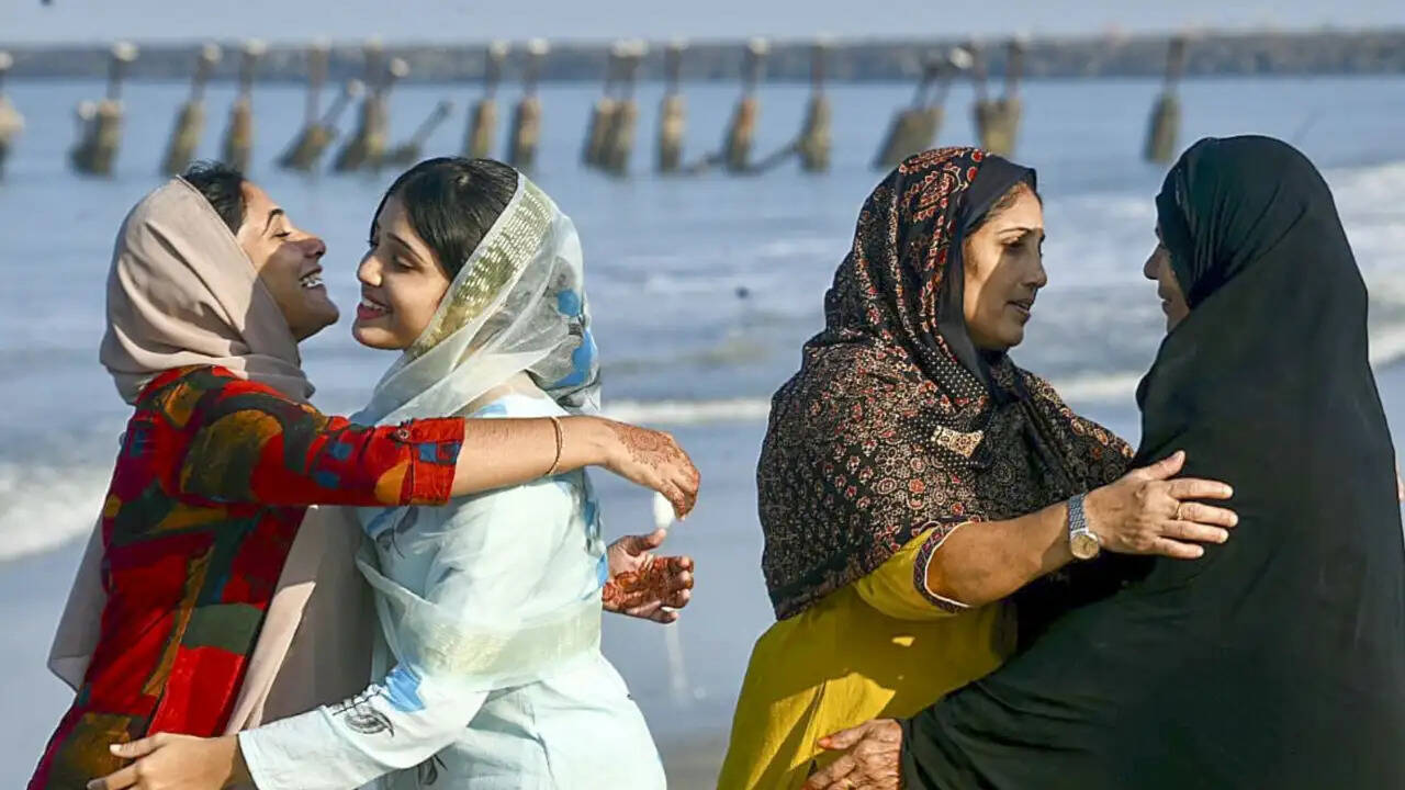 महिलाओं की स्थिति में सुधार: NFHS-6 रिपोर्ट के प्रमुख निष्कर्ष