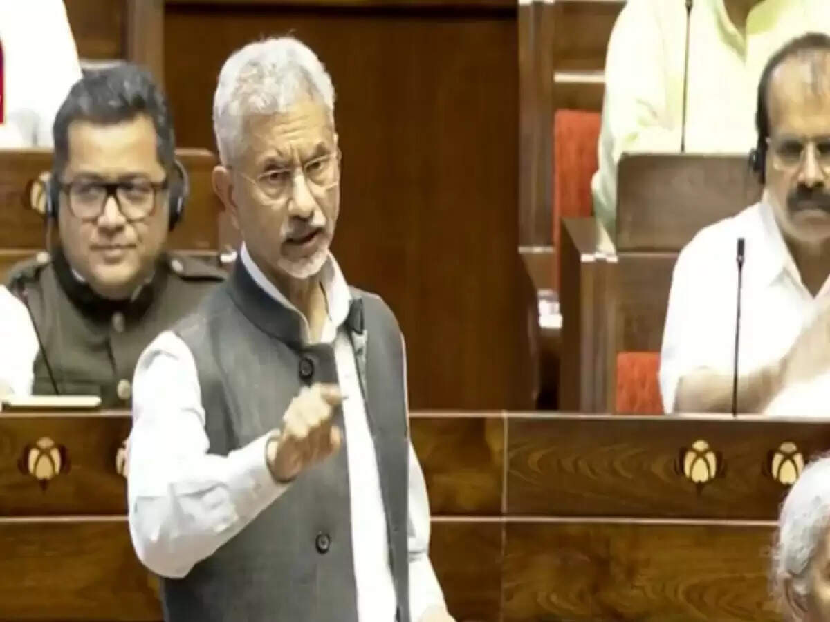 राज्यसभा में विदेश मंत्री का कड़ा जवाब, मोदी-ट्रंप वार्ता पर उठे सवाल