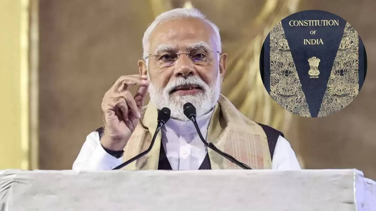 संविधान दिवस पर पीएम मोदी का संदेश: युवाओं को लोकतंत्र में सक्रिय भागीदारी की प्रेरणा