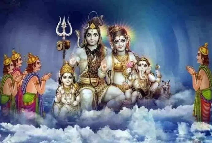 सोमवार शिव पूजा: महादेव की आराधना का महत्व और विधि