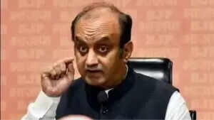 भाजपा सांसद सुधांशु त्रिवेदी का कांग्रेस पर भ्रष्टाचार का आरोप