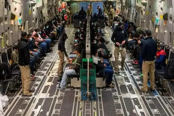 2025 में भारतीय नागरिकों की डिपोर्टेशन के आंकड़े: सऊदी अरब सबसे आगे