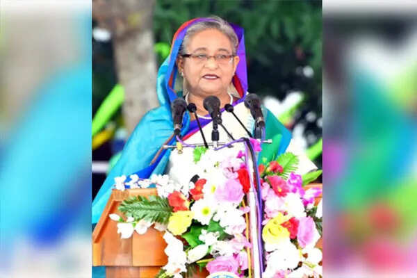 बांग्लादेश में शेख हसीना और उनके परिवार के वोटर कार्ड ब्लॉक