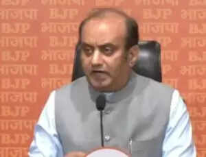 सुधांशु त्रिवेदी ने राहुल गांधी के विदेशी दौरे पर उठाए सवाल
