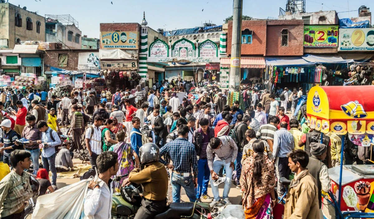 दिल्ली में इफ्तार पार्टियों के लिए बेहतरीन शॉपिंग स्पॉट्स