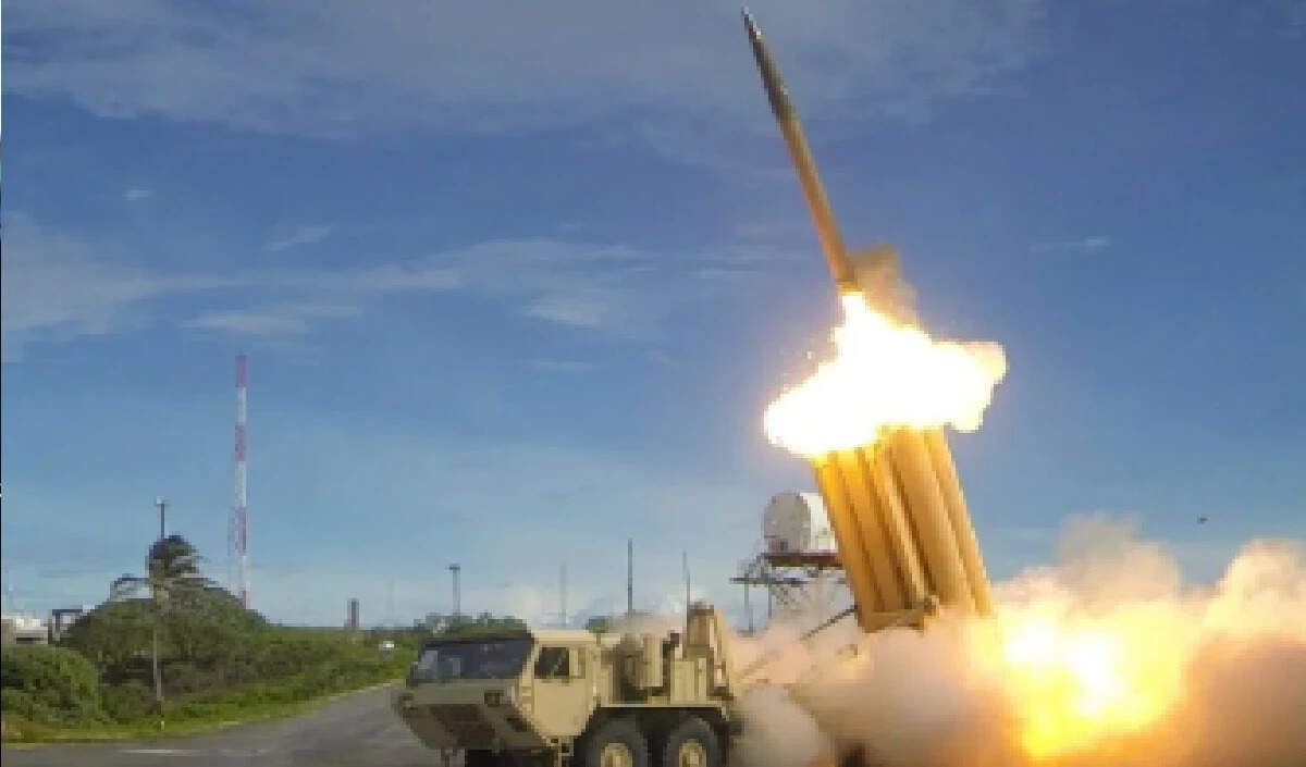 ईरान के हमले से अमेरिका के मिसाइल डिफेंस सिस्टम को बड़ा झटका