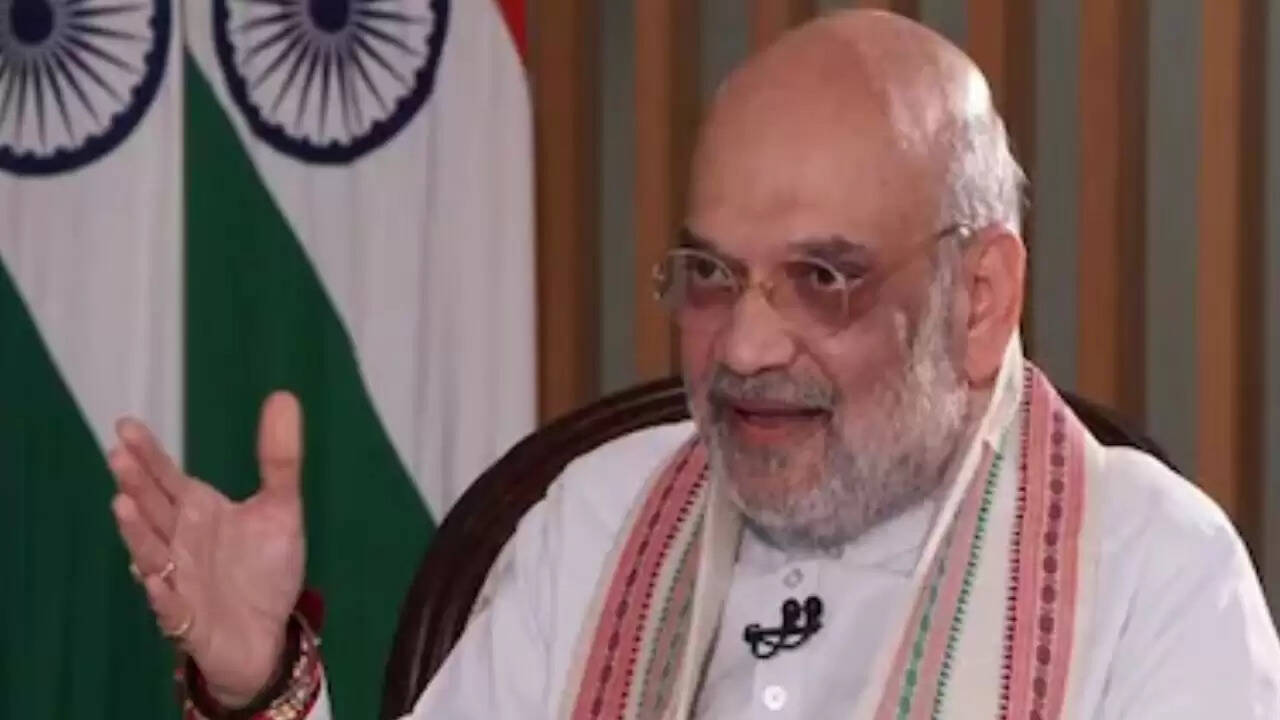 अमित शाह का राहुल गांधी पर तीखा हमला: सोशल मीडिया पर भ्रम फैलाने का आरोप