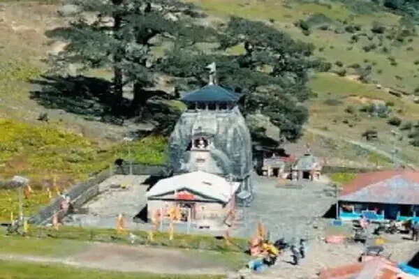 मध्यमहेश्वर मंदिर: उत्तराखंड की अद्भुत आध्यात्मिक धरोहर