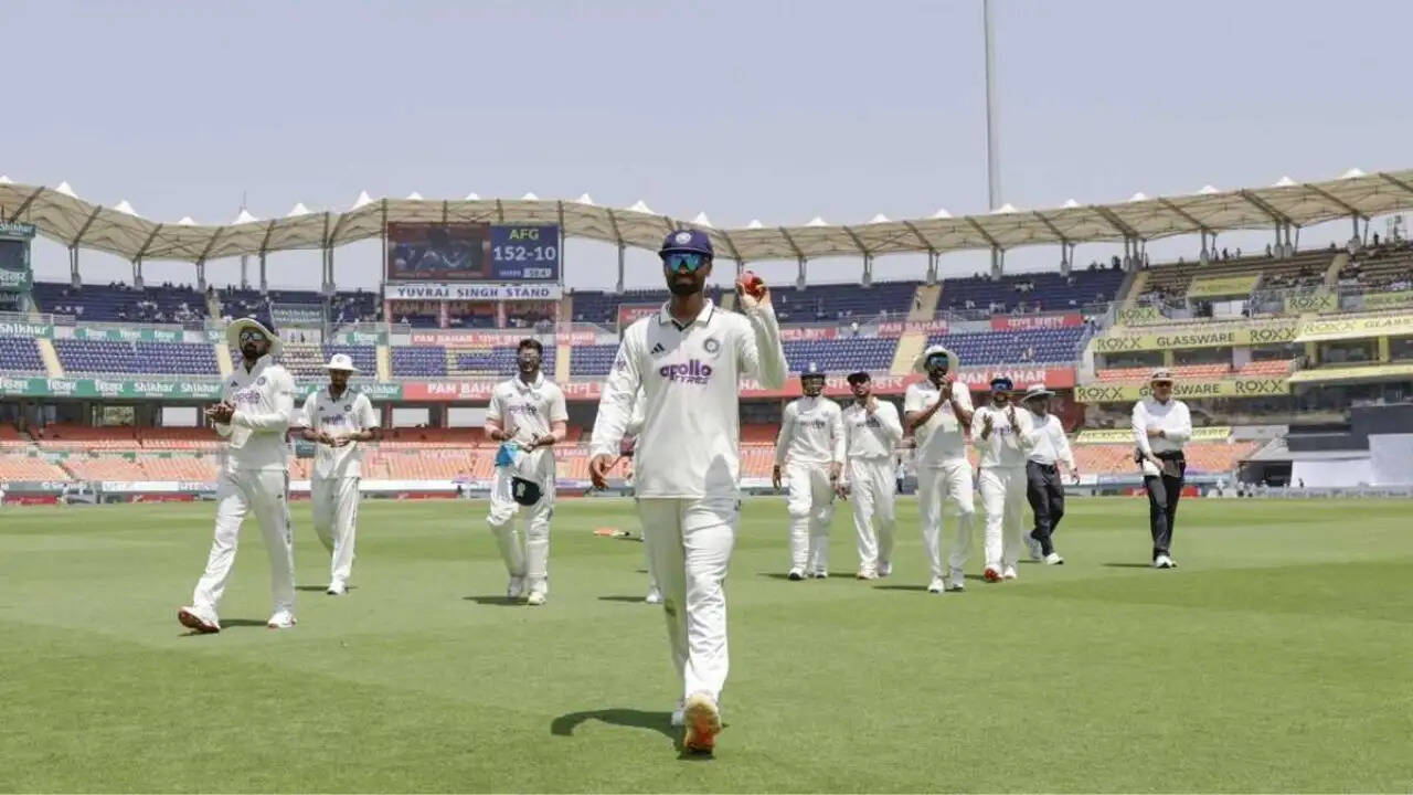 मानव सुथार की शानदार गेंदबाजी से श्रीलंका के खिलाफ जीत
