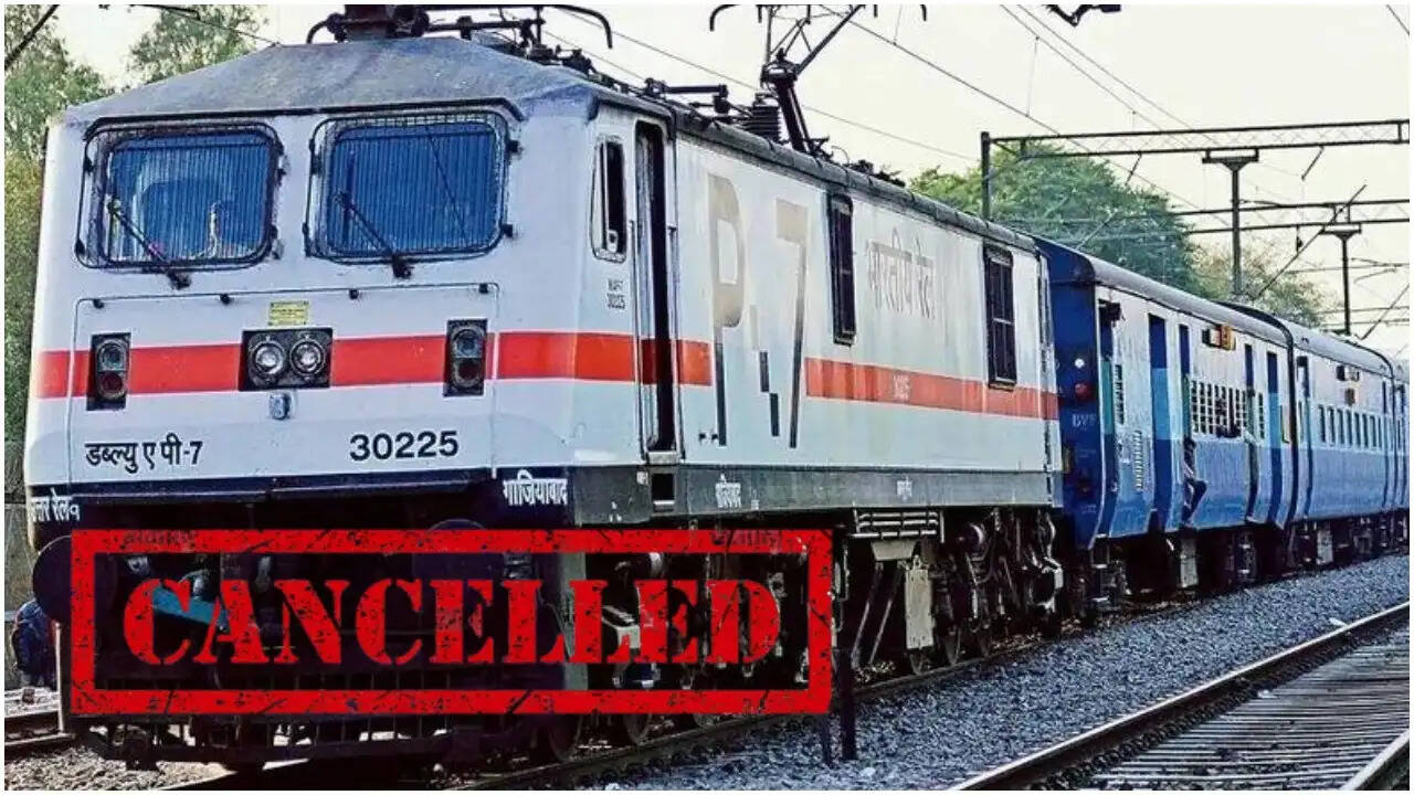 भारत में ट्रेनों के संचालन में अस्थायी बदलाव: जानें रद्द और परिवर्तित सेवाएं