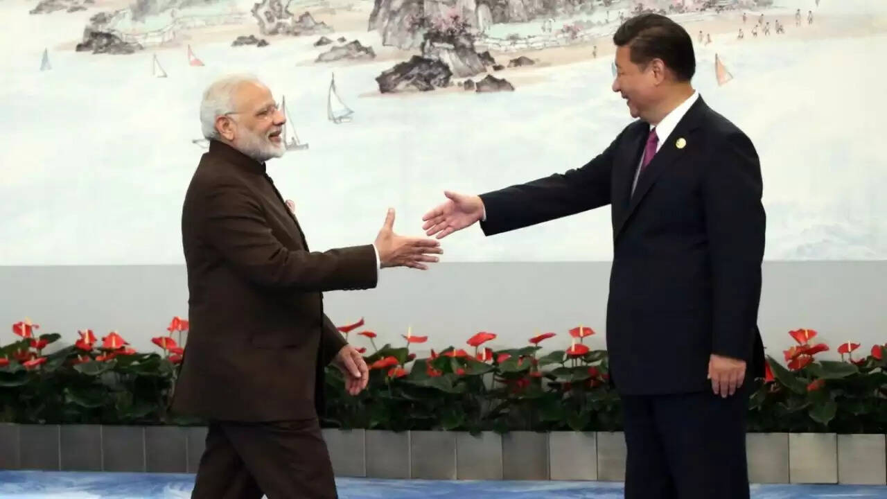 भारत-चीन के बीच हवाई यात्रा की बहाली की उम्मीदें बढ़ीं