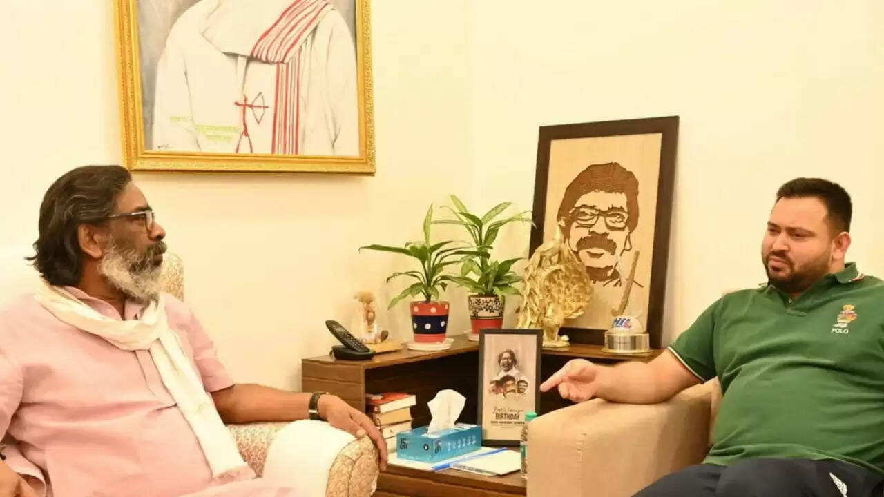 क्या झारखंड मुक्ति मोर्चा का बिहार चुनाव में अलग रास्ता विपक्षी एकता को कमजोर करेगा?