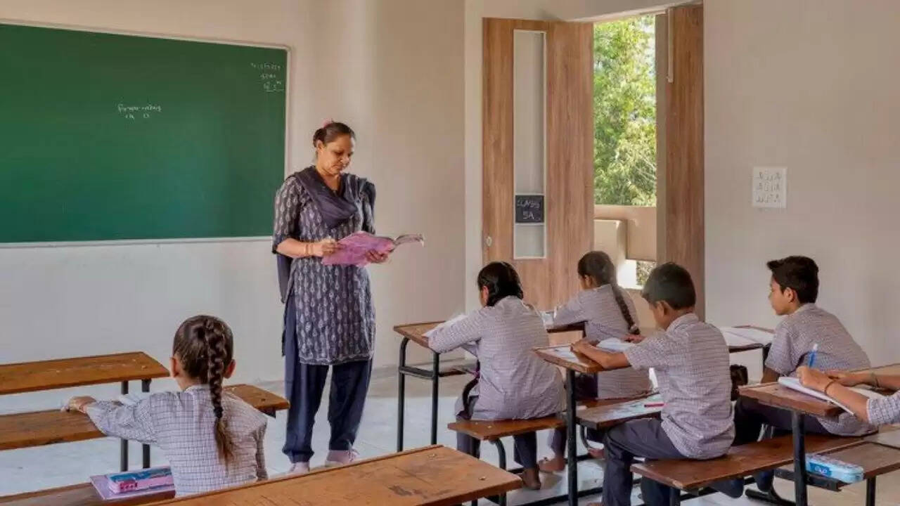 उत्तर प्रदेश शिक्षक पात्रता परीक्षा 2026 का कार्यक्रम जारी