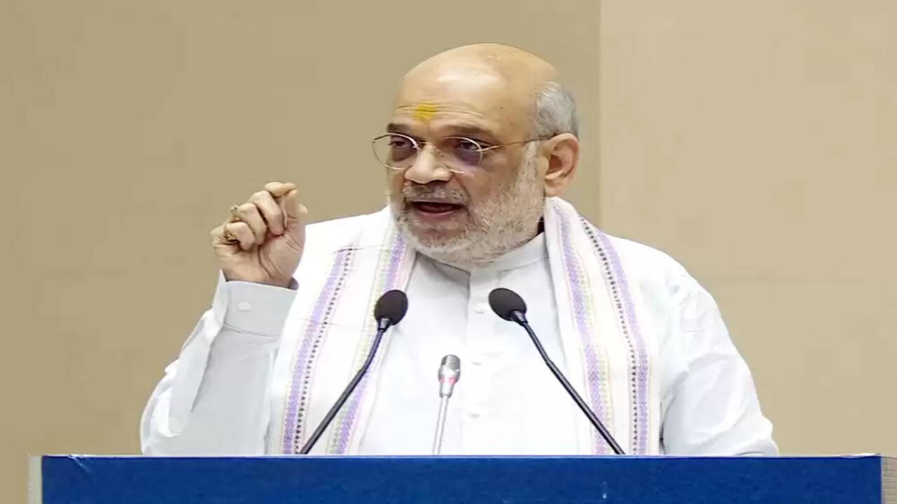 अमित शाह ने संसद में नीट यूजी पेपर लीक पर चर्चा की मांग की