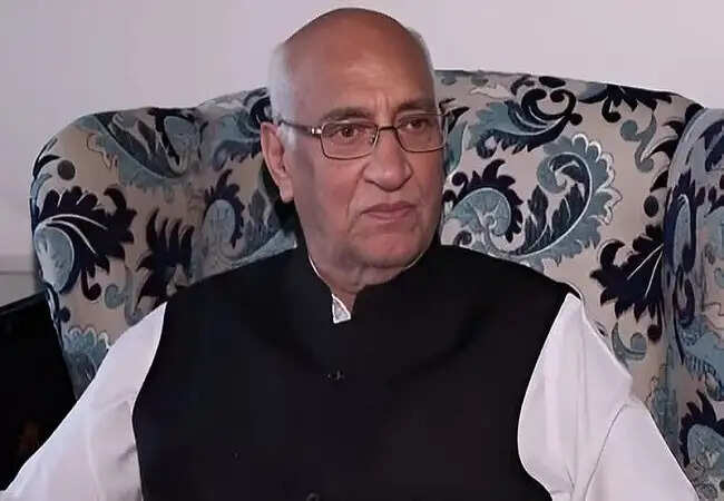 ईरान की शर्तें: अमेरिका की स्वीकार्यता पर पूर्व राजनयिक का दृष्टिकोण