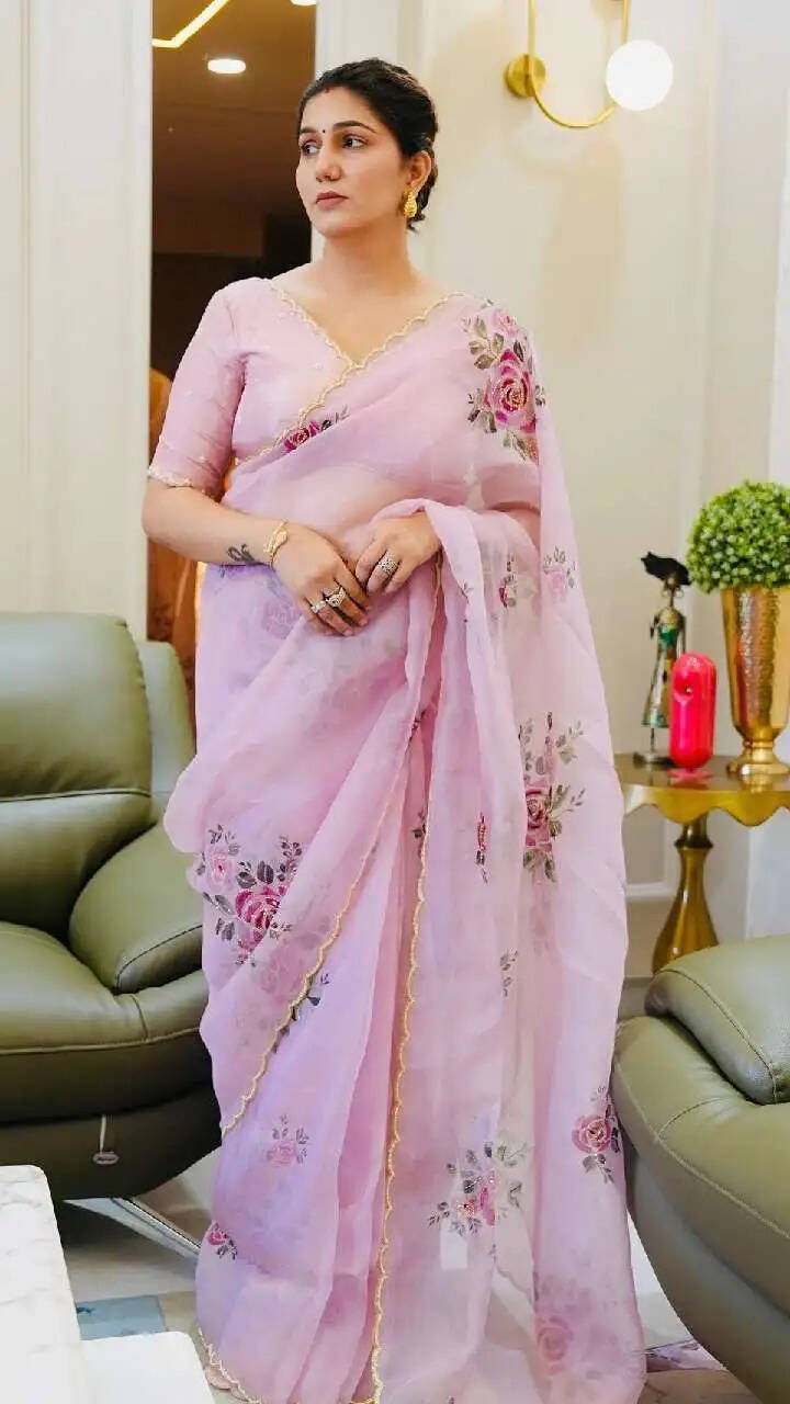 सपना चौधरी की संघर्ष की कहानी: 3100 रुपये में डांस से लेकर लग्जरी लाइफ तक