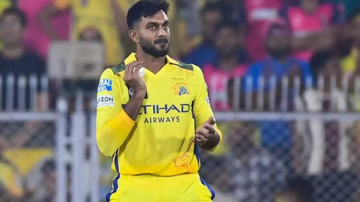 CSK ने शंकर और हुड्डा को किया रिलीज, 9 अन्य खिलाड़ियों की भी छुट्टी