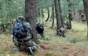 जम्मू-कश्मीर में सुरक्षाबलों और आतंकियों के बीच मुठभेड़
