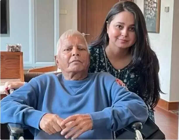 रोहिणी आचार्य ने परिवार में नाराजगी की अफवाहों का किया खंडन