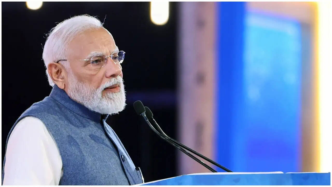 प्रधानमंत्री मोदी का राजस्थान और गुजरात दौरा: स्वास्थ्य और तकनीक में नई पहल