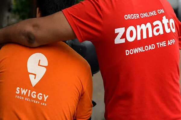 ऑनलाइन फूड डिलीवरी पर नया जीएसटी चार्ज, ग्राहकों को होगा नुकसान