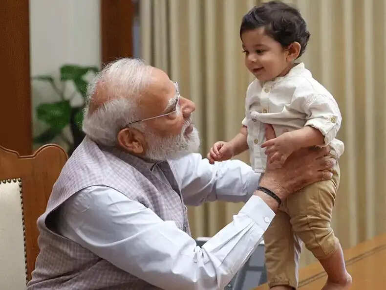 पीएम मोदी ने राम मोहन नायडू के परिवार से की मुलाकात