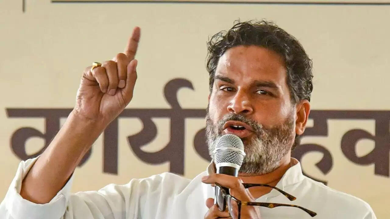 प्रशांत किशोर का चुनावी इरादा: तेजस्वी यादव को चुनौती देने की तैयारी!