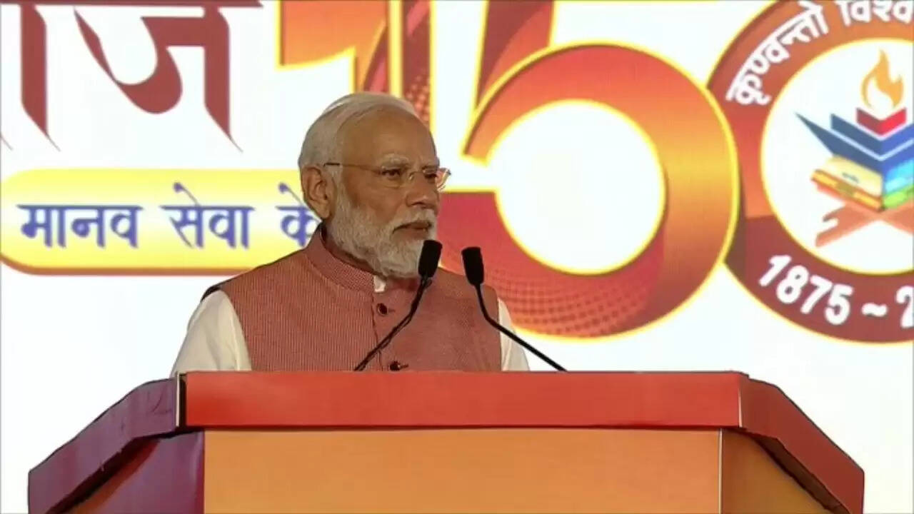 महिलाओं की रक्षा और विज्ञान में बढ़ती भागीदारी पर पीएम मोदी का जोर