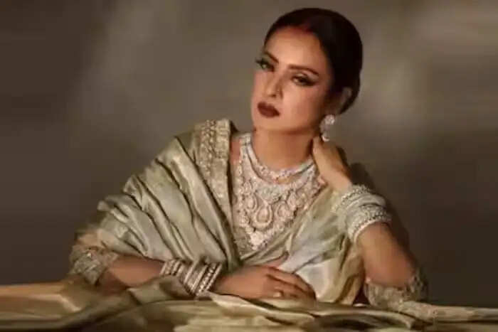 रेखा की शानदार जीवनशैली: सरकारी लाभ और विशेष सुविधाएँ