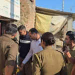 गुजरात एटीएस ने लखीमपुर खीरी में संदिग्ध आतंकवादी सुहेल के घर पर छापा मारा