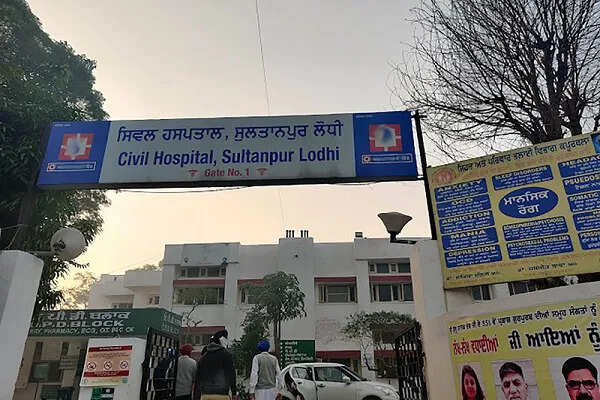 कपूरथला में बाढ़ के बीच स्वास्थ्य सेवाओं के लिए आपदा प्रबंधन दल का गठन