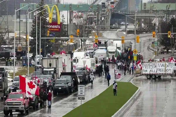 कनाडा ने अंतरराष्ट्रीय छात्रों के लिए 21 दिन की डेडलाइन निर्धारित की