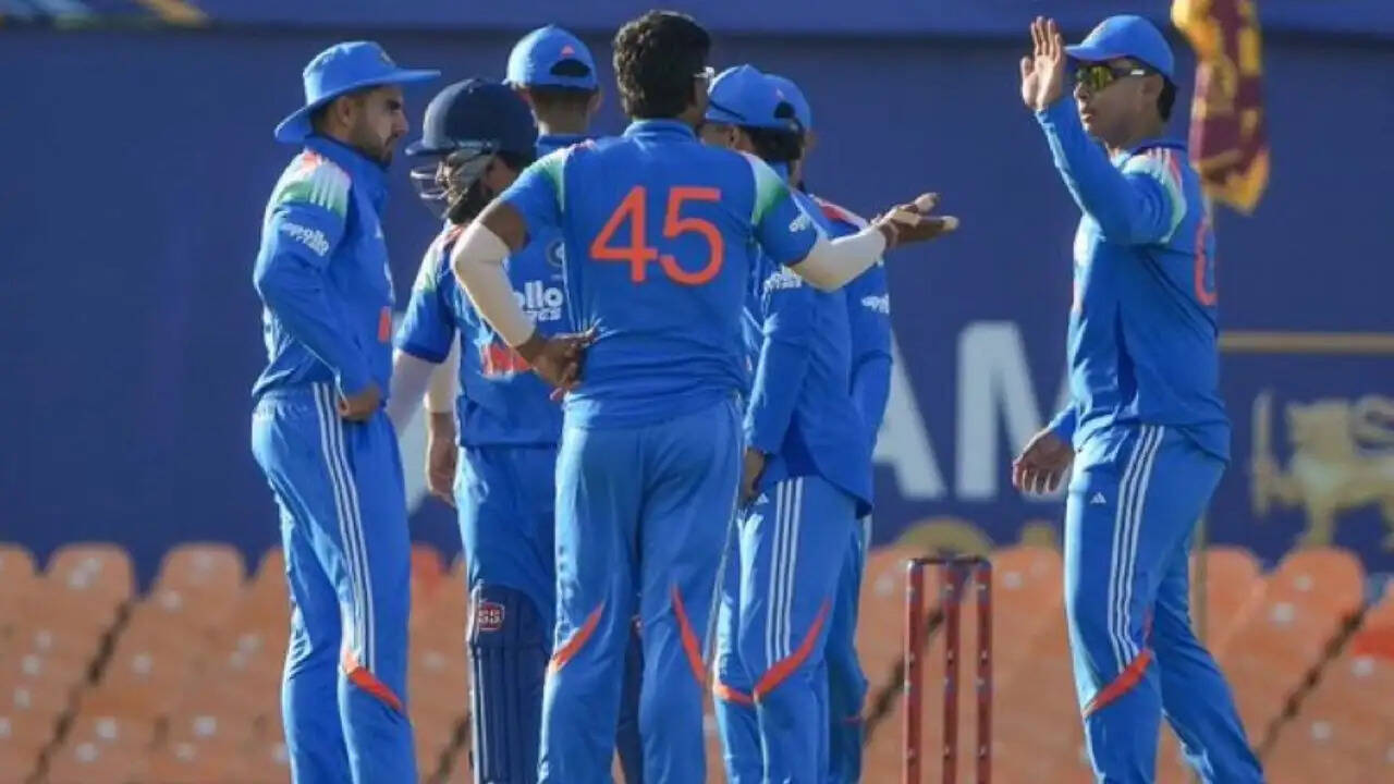 इंडिया ए ने ट्राई-नेशन ए सीरीज में श्रीलंका ए को हराया