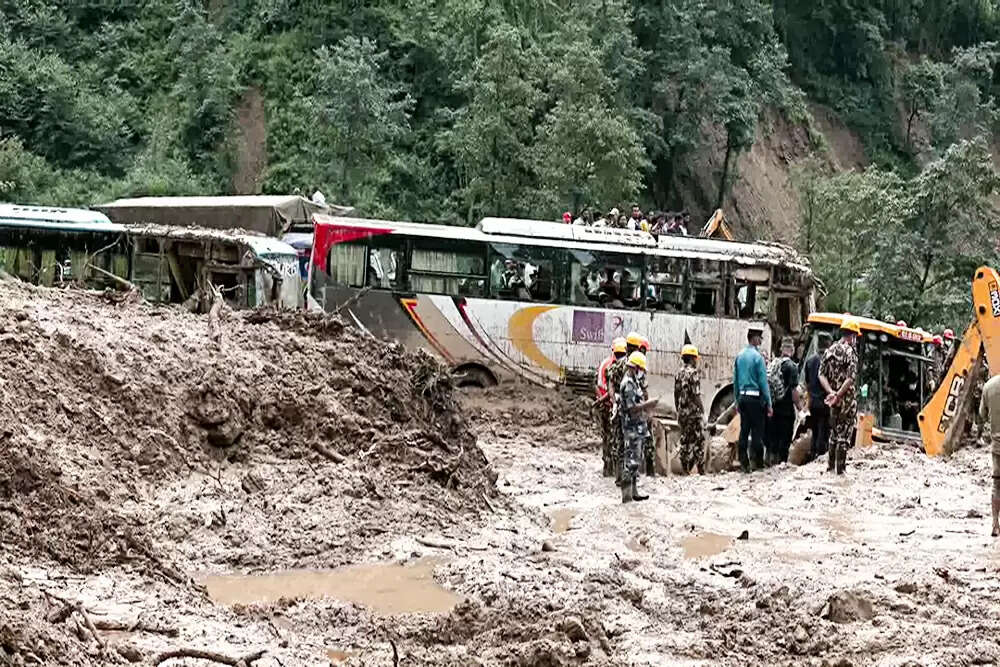 नेपाल में मूसलाधार बारिश से तबाही, 51 लोगों की मौत