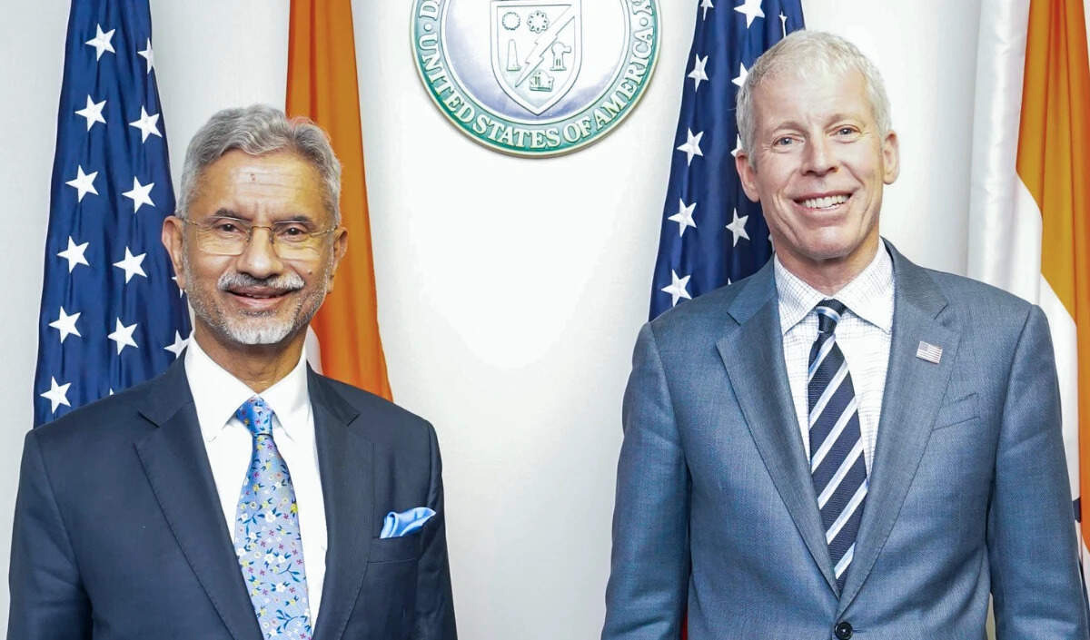 अमेरिका का भारत को रूसी तेल खरीदने की अनुमति देने का निर्णय