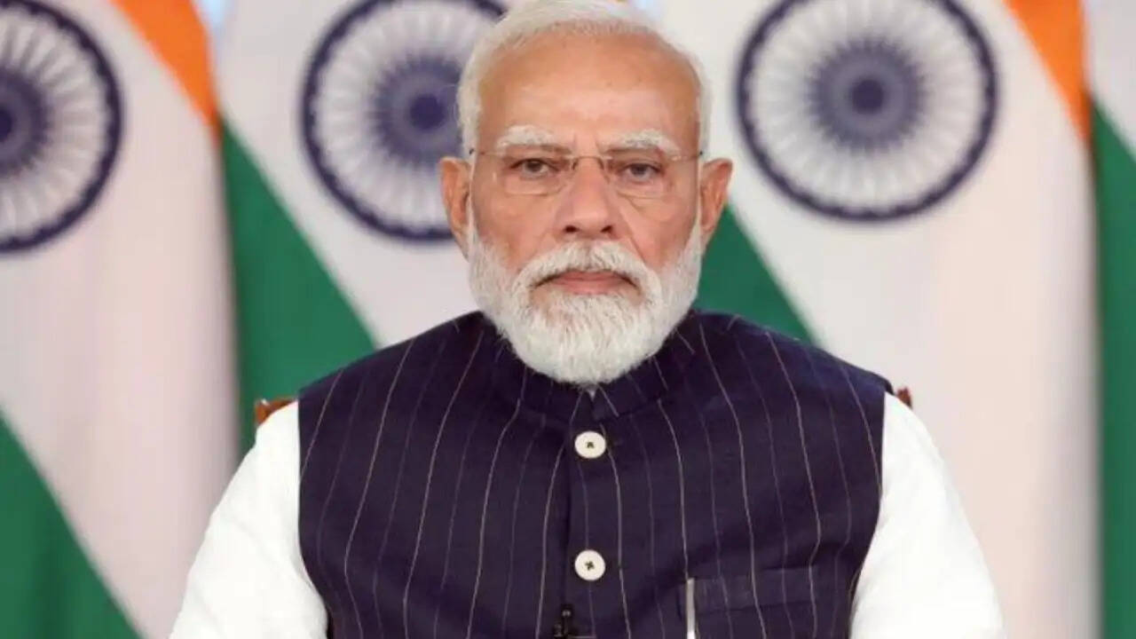 प्रधानमंत्री मोदी ने मुख्यमंत्रियों के साथ बैठक में स्थिति की समीक्षा की