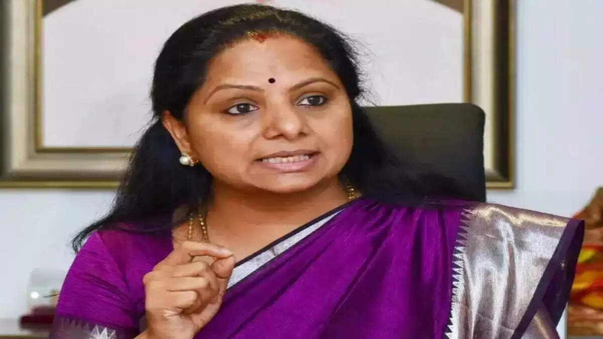 K. Kavitha की भूख हड़ताल: तेलंगाना में 42% ओबीसी आरक्षण की मांग