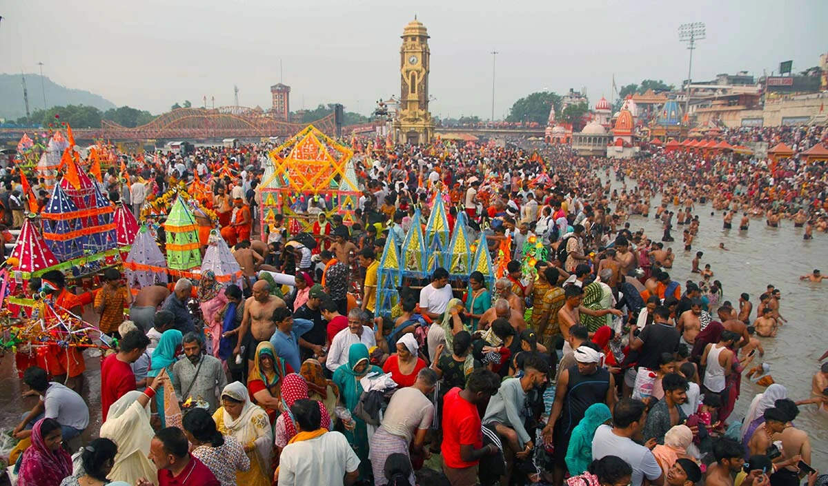 आषाढ़ पूर्णिमा: गुरु पूर्णिमा का महत्व और पूजा विधि