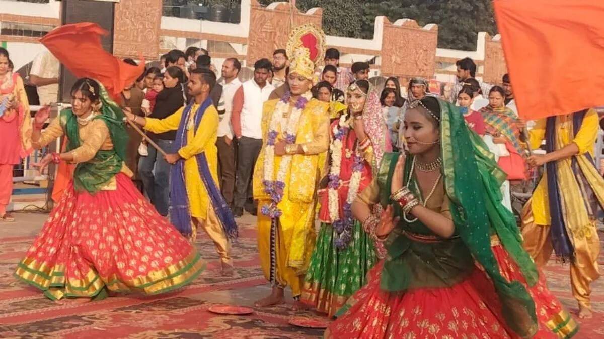 कुरुक्षेत्र में अंतरराष्ट्रीय गीता महोत्सव का रंगारंग लोकनृत्य
