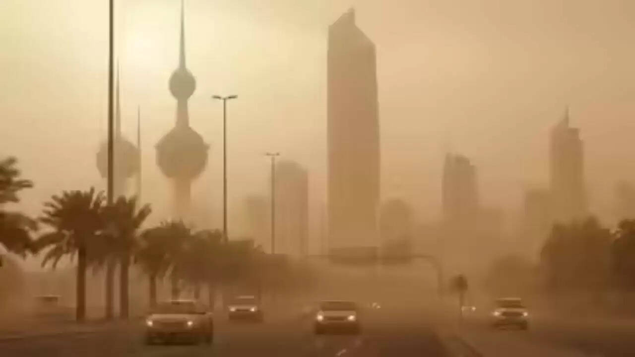 कुवैत में मौसम का कहर: तेज हवाओं और ठंड से बढ़ी चिंता