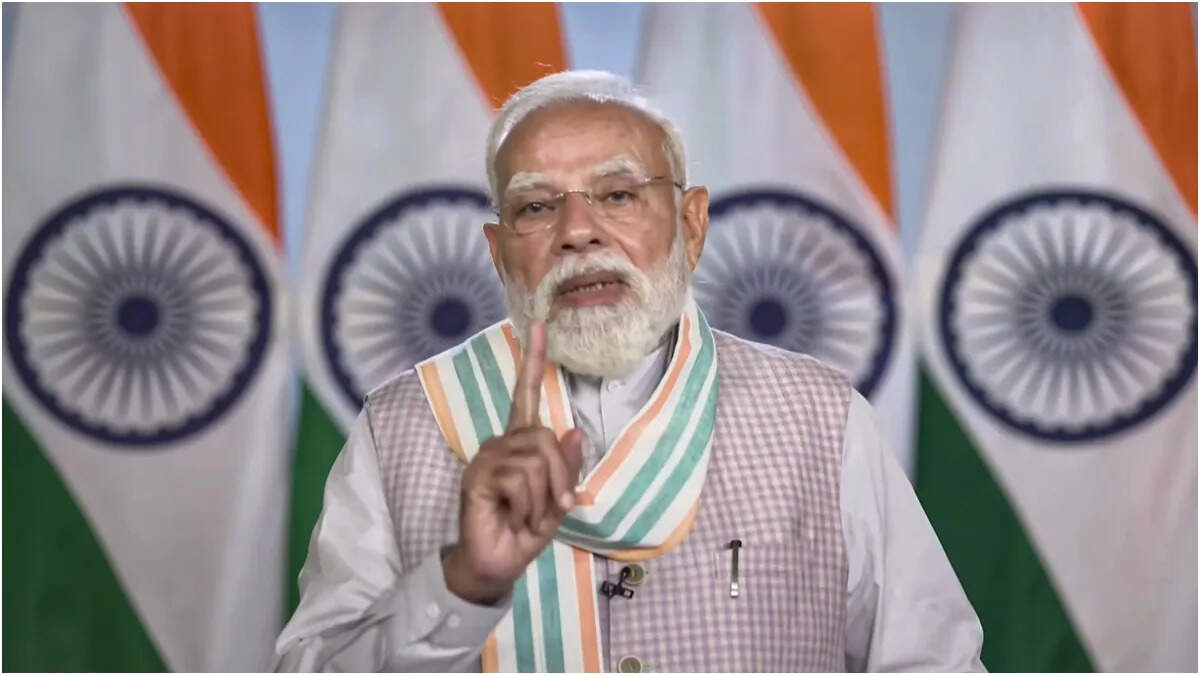 प्रधानमंत्री मोदी ने बढ़ते तापमान के बीच नागरिकों से सावधानी बरतने की अपील की