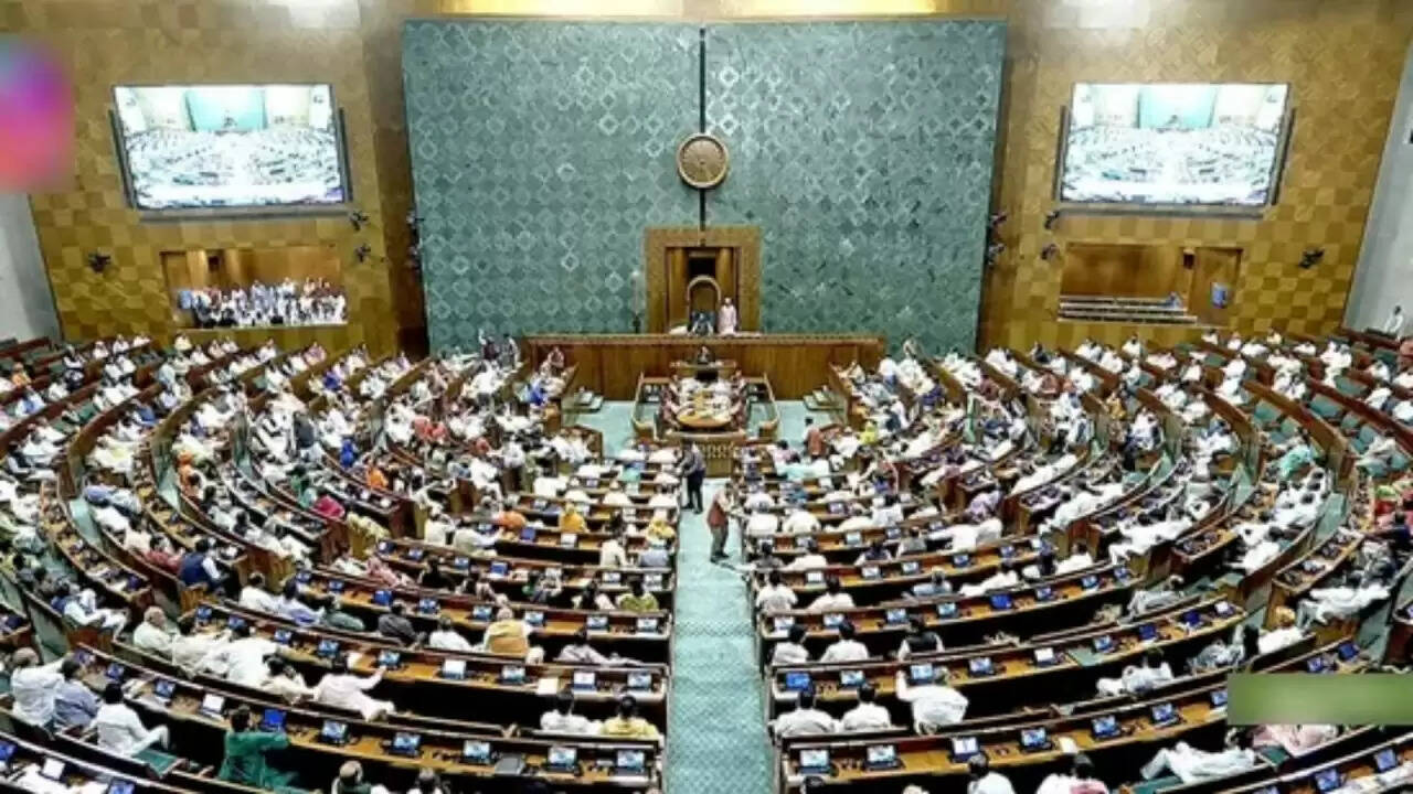 ऑपरेशन सिंदूर पर संसद में गरमागरम बहस: क्या है इसके पीछे की कहानी?
