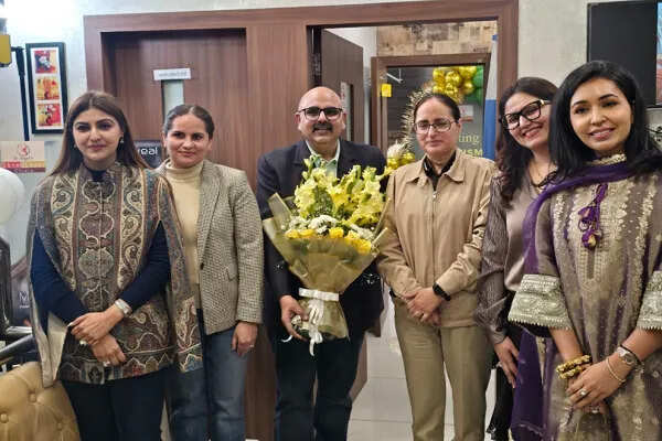 डॉ. रजत स्किन एंड लेज़र क्लिनिक ने किया &lsquo;करिज्मा बाय रिवील&rsquo; का उद्घाटन