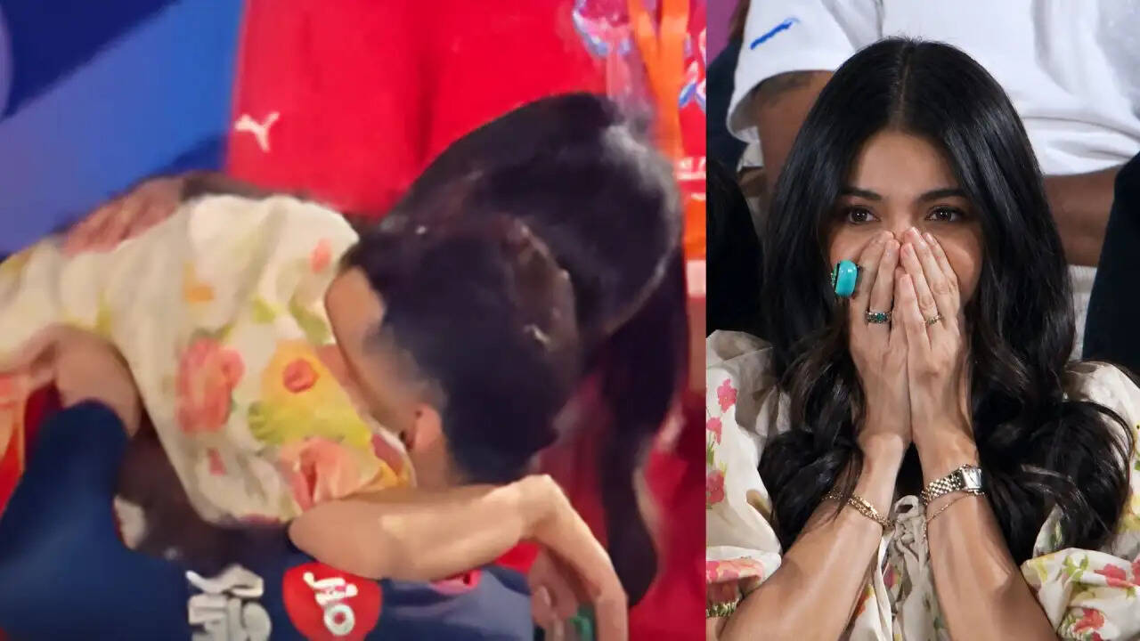 RCB ने IPL 2026 के फाइनल में जगह बनाई, विराट और अनुष्का का भावुक पल